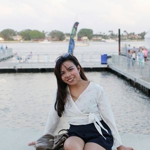 Meet your Posher, Carmeli marie